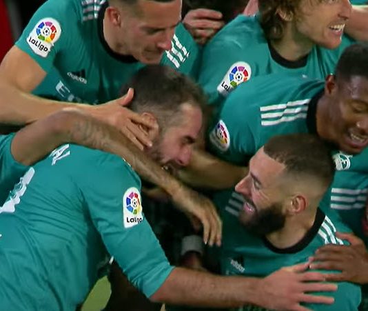 Real Madrid overcomes Sevilla after recovering from a 2-0 deficit. HIGHLIGHTS