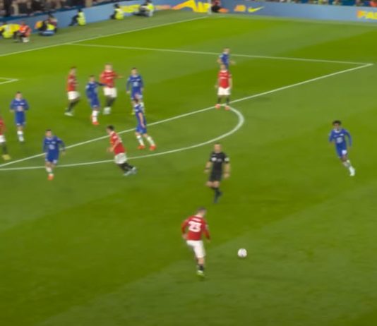 Manchester United seizes a draw against Chelsea. HIGHLIGHTS