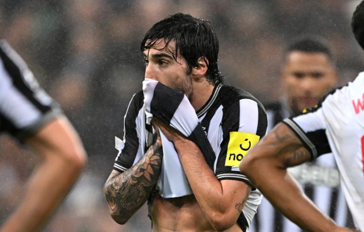Sandro Tonali Gets Immense Support From Newcastle Fans despite hiding his addiction from fans