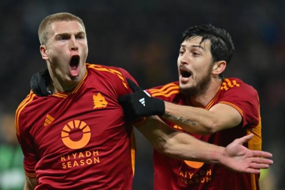 Roma Win With A Comeback Over 10 Man Sassulo
