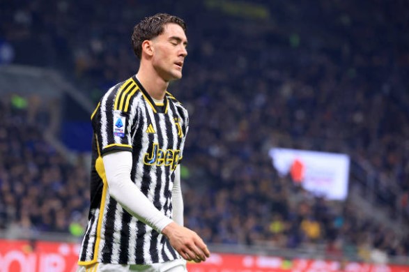 Juventus Worries About Dusan Vlahovic