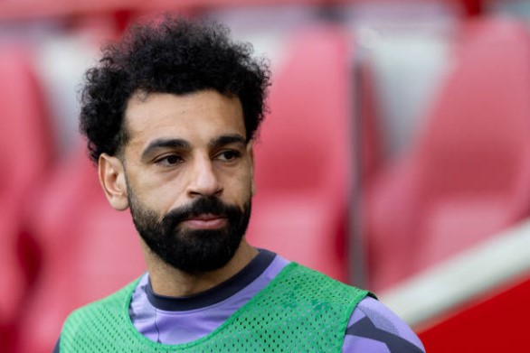 Premier League Icon Claims That Mohamed Salah Has Already Signed Contract For Saudi