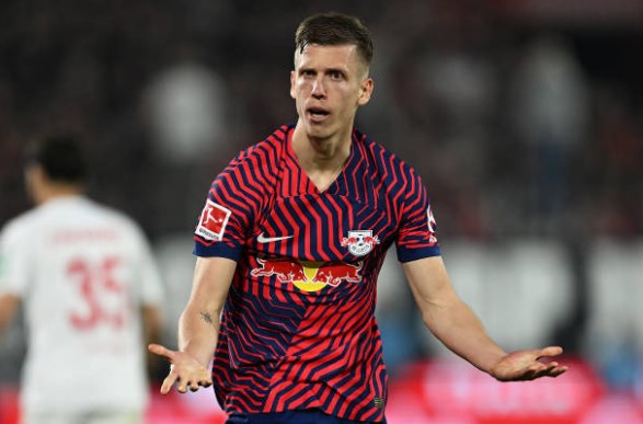 Real Madrid And Manchester United After Rb Leipzig Star Dani Olmo