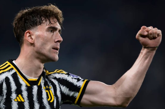 Dusan Vlahovic Ready For Contract Talks With Juventus
