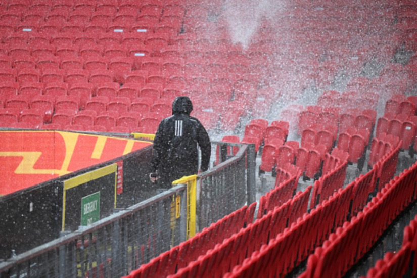 Manchester United's Old Trafford Roof Leaks Again, Fans Express Embarrassment