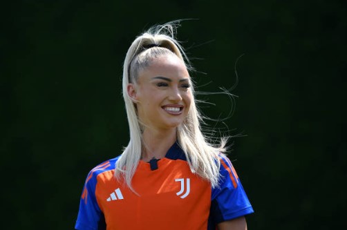 Alisha Lehmann To Juventus Complete